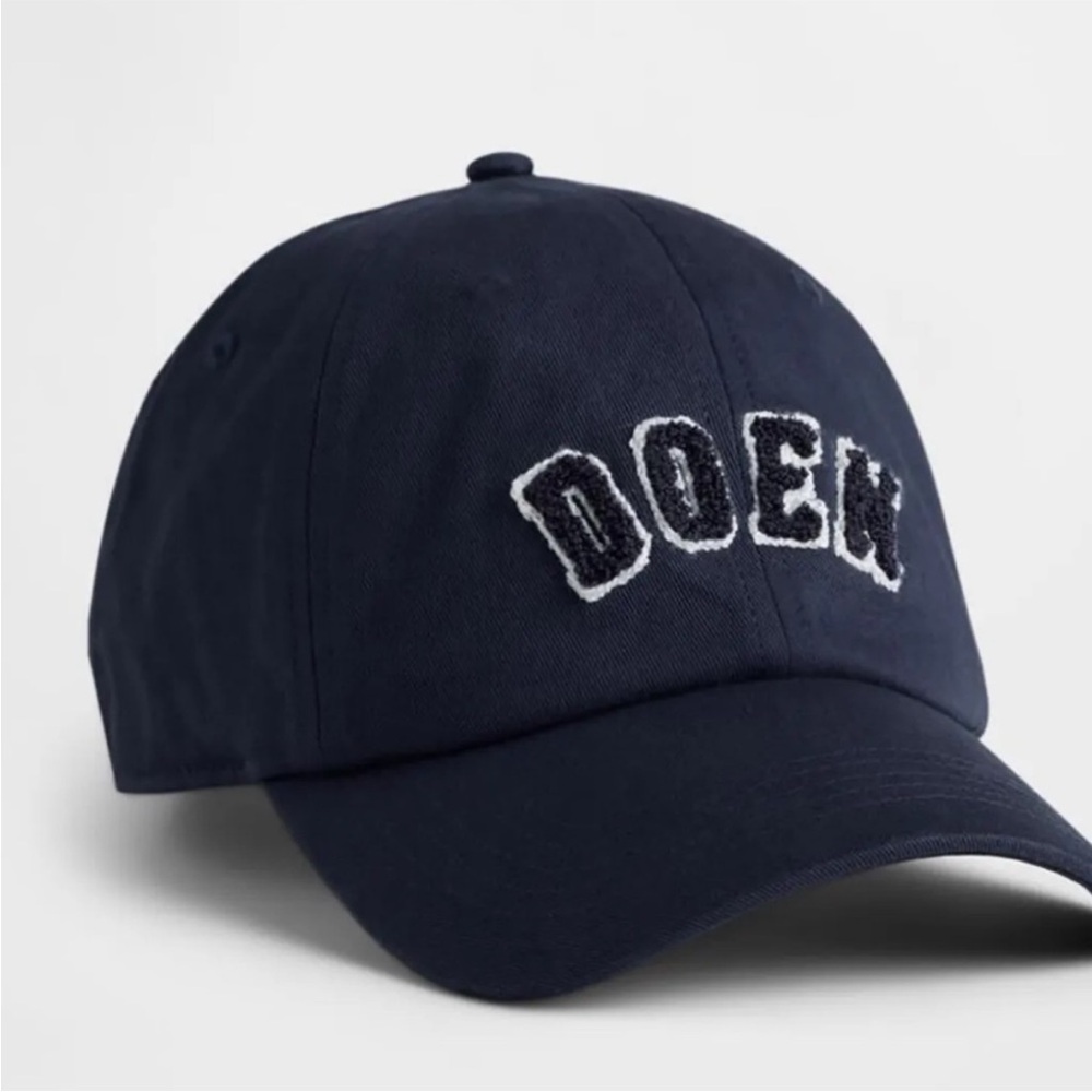 DOEN GAP Navy Blue Embroidered Cap NWT